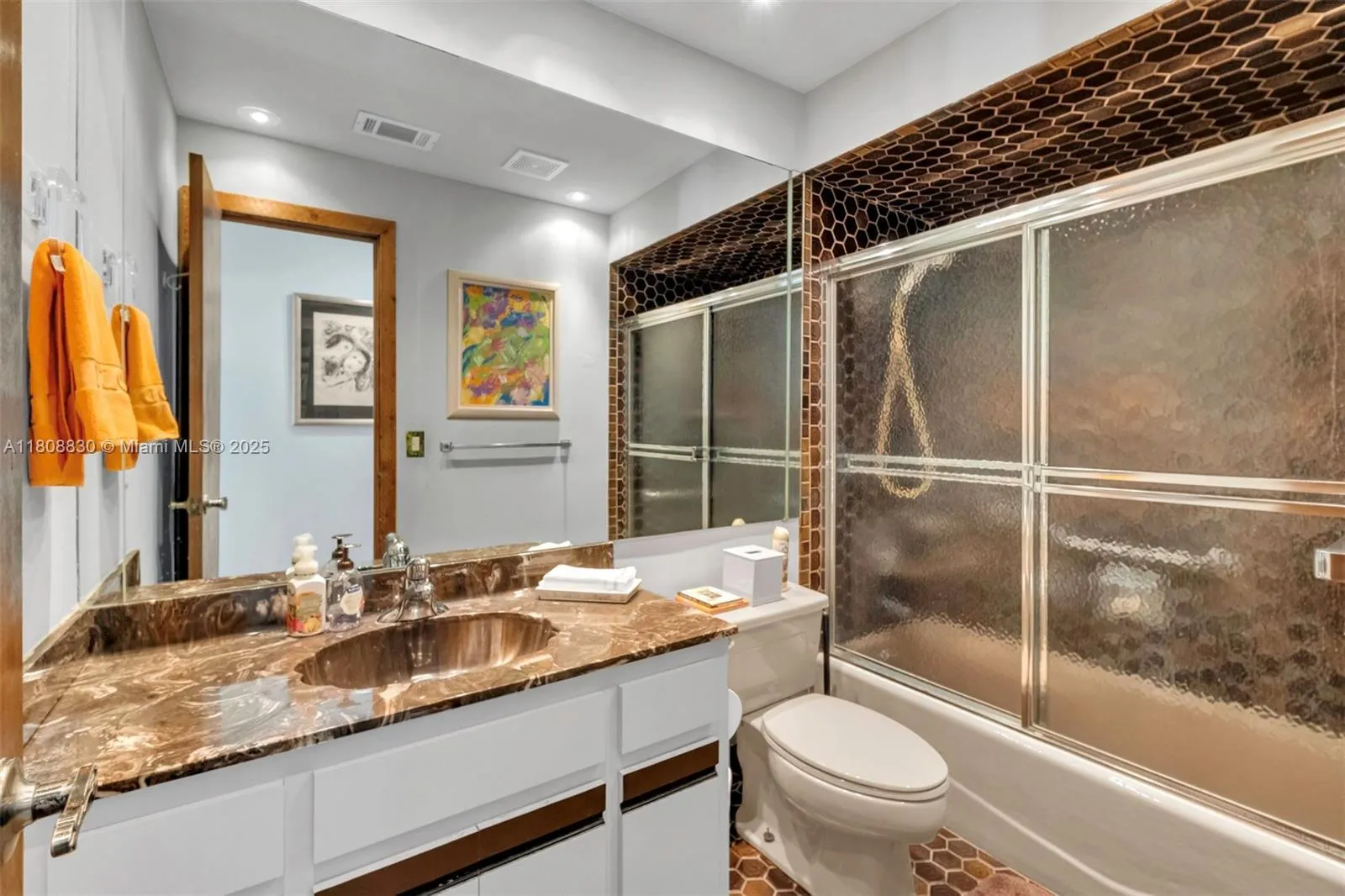 Hollywood, Florida 33021, United States, 5 Bedrooms Bedrooms, ,3 BathroomsBathrooms,Residential,Active,136263