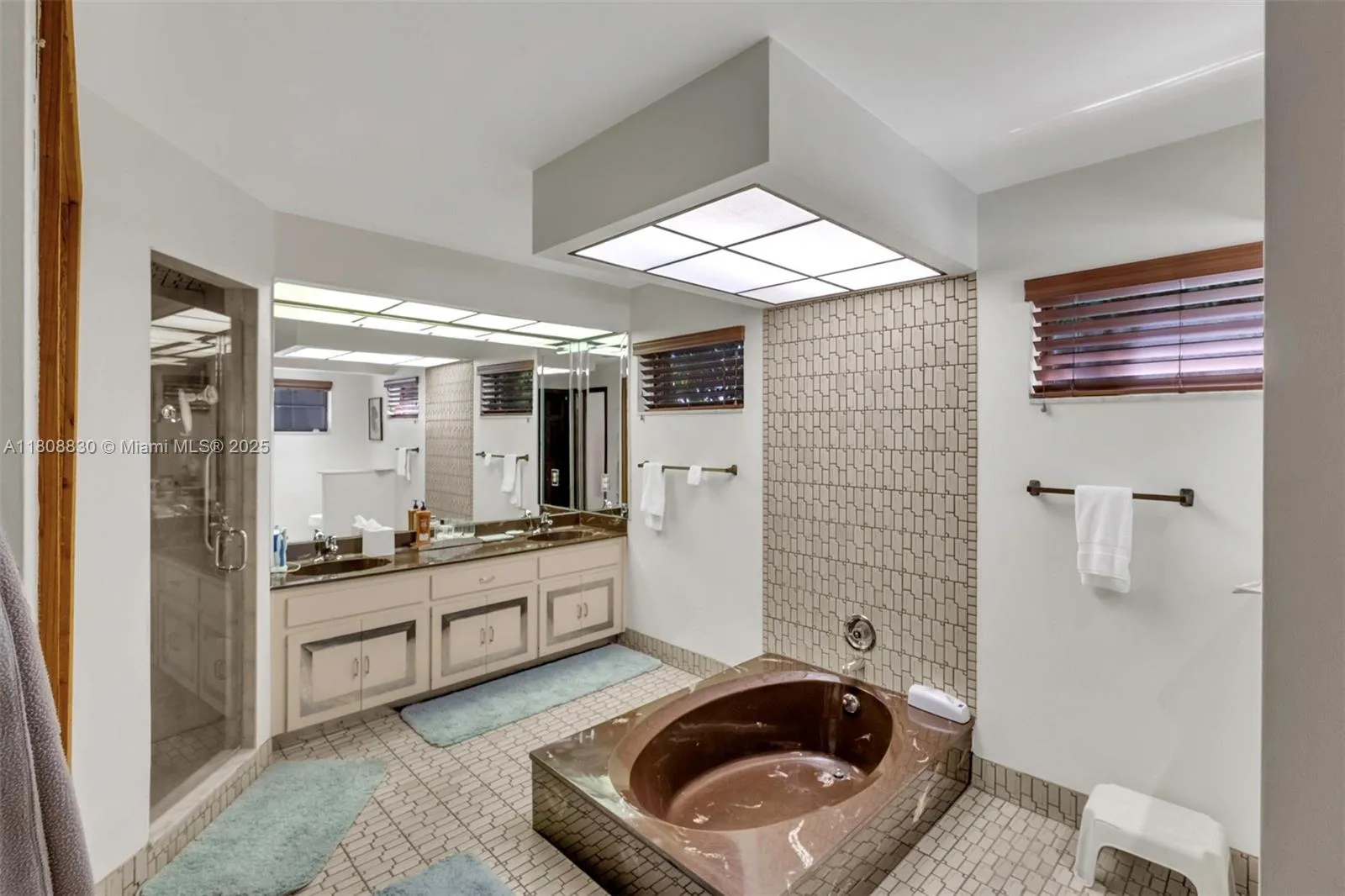 Hollywood, Florida 33021, United States, 5 Bedrooms Bedrooms, ,3 BathroomsBathrooms,Residential,Active,136263