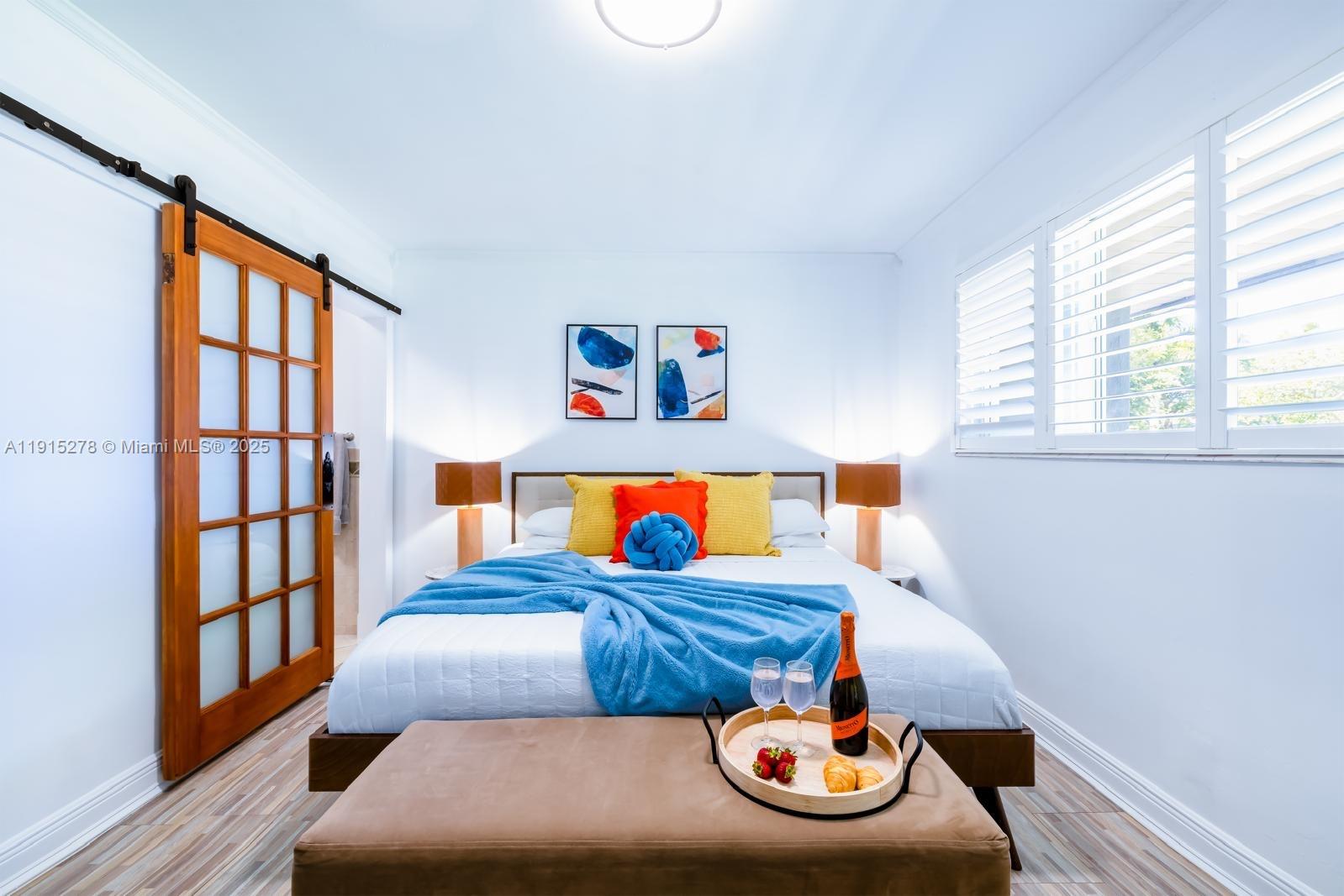 HOLLYWOOD HILLS - Residential Lease