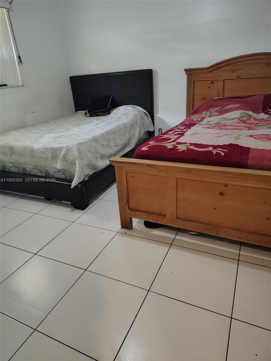 DAVIE BOULEVARD PARK - Residential Income