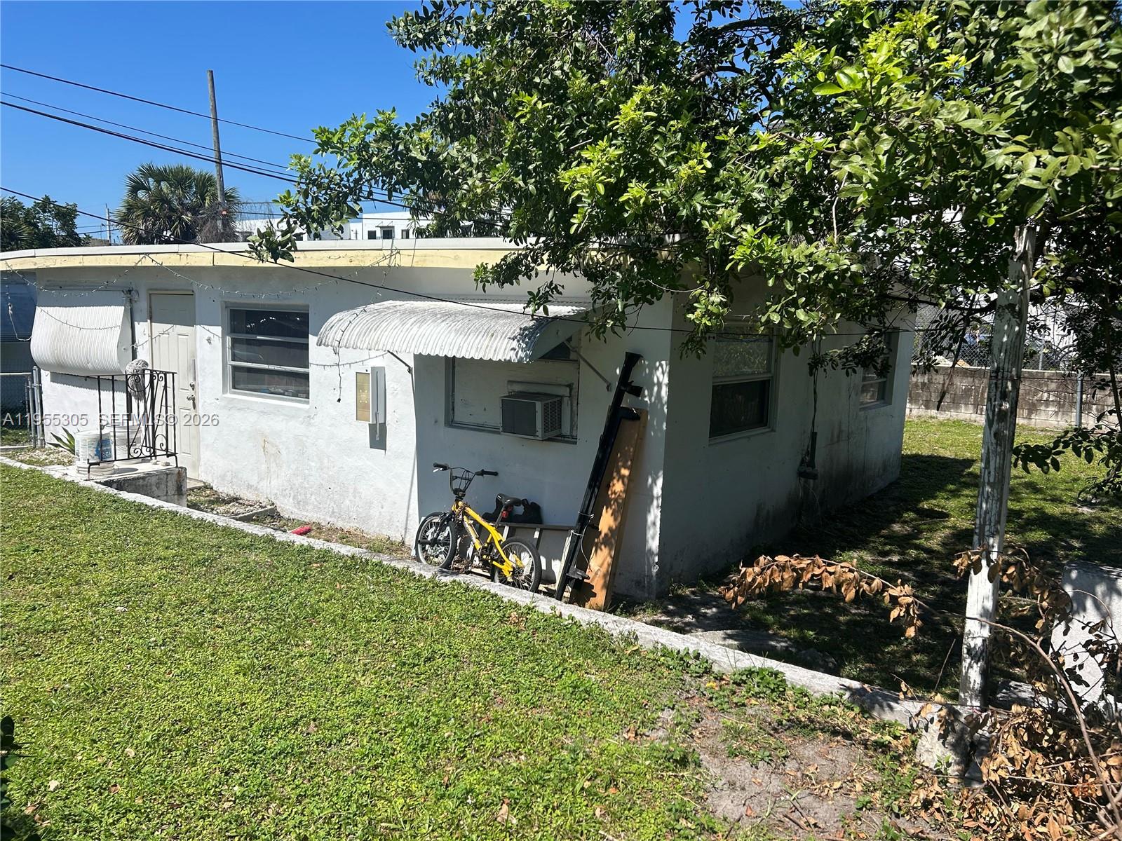 DAVIE BOULEVARD PARK - Residential Income