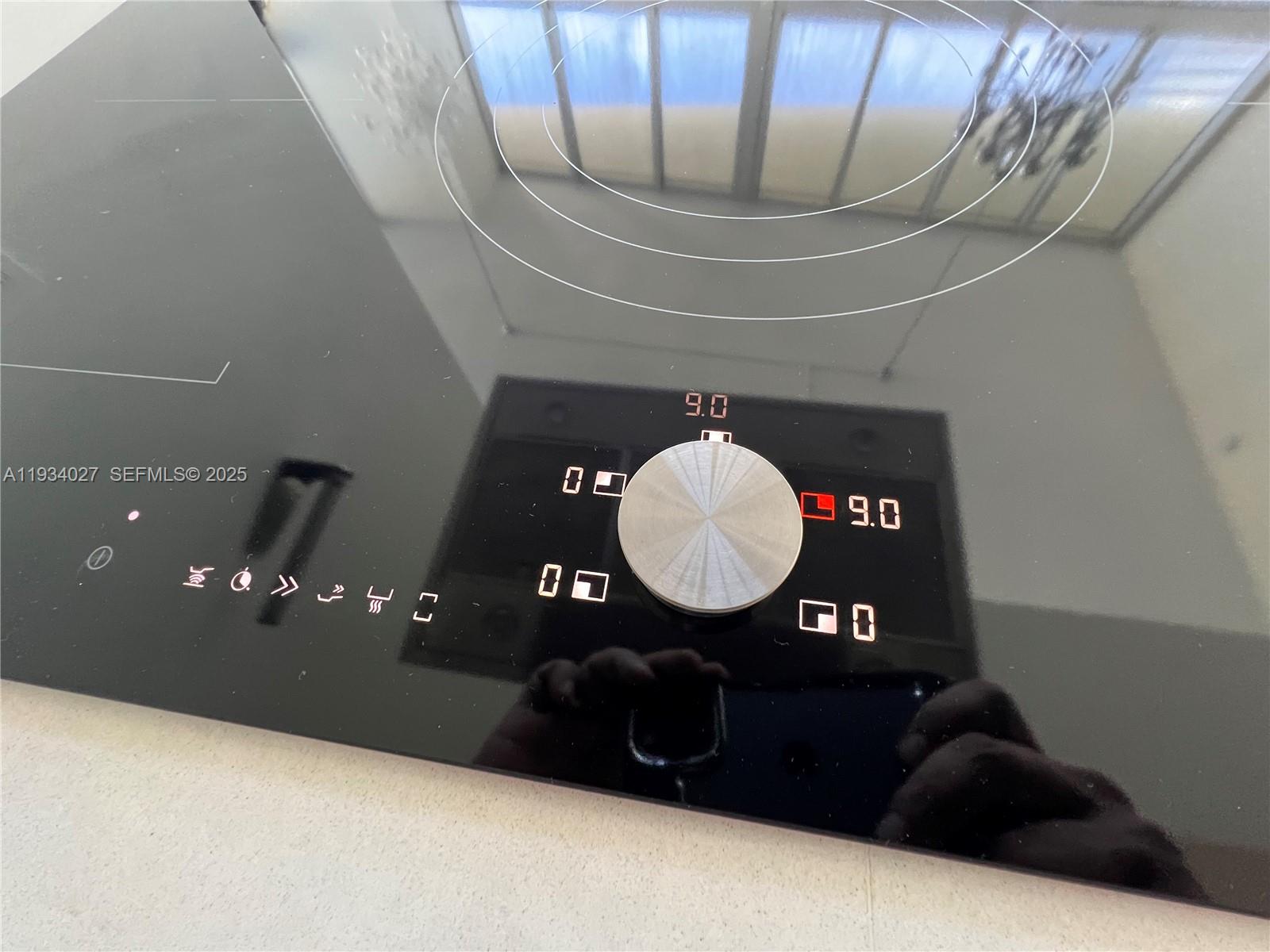 ICON BRICKELL NO TWO - Residential