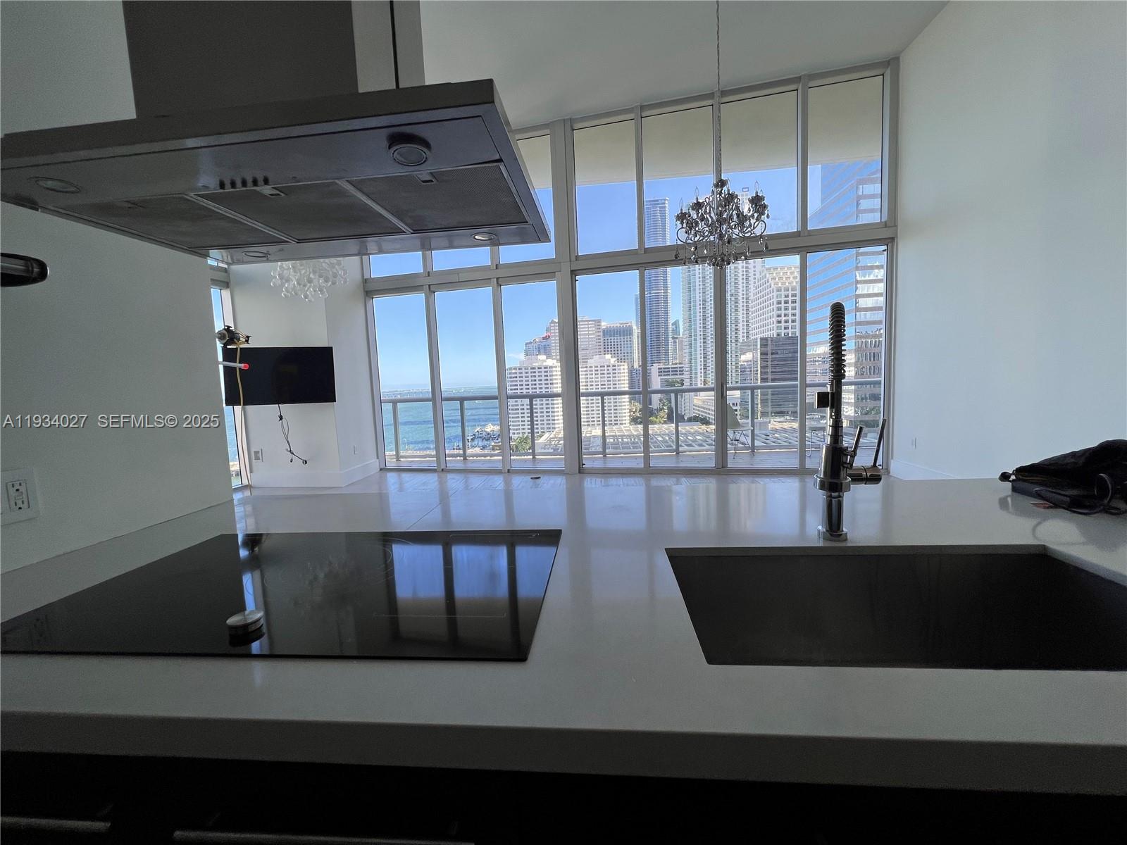 ICON BRICKELL NO TWO - Residential
