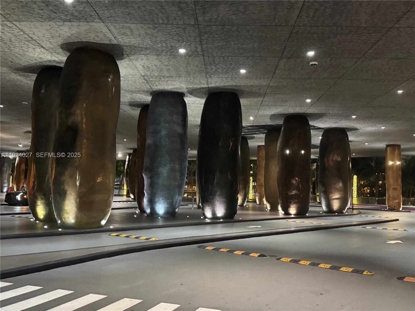 ICON BRICKELL NO TWO - Residential