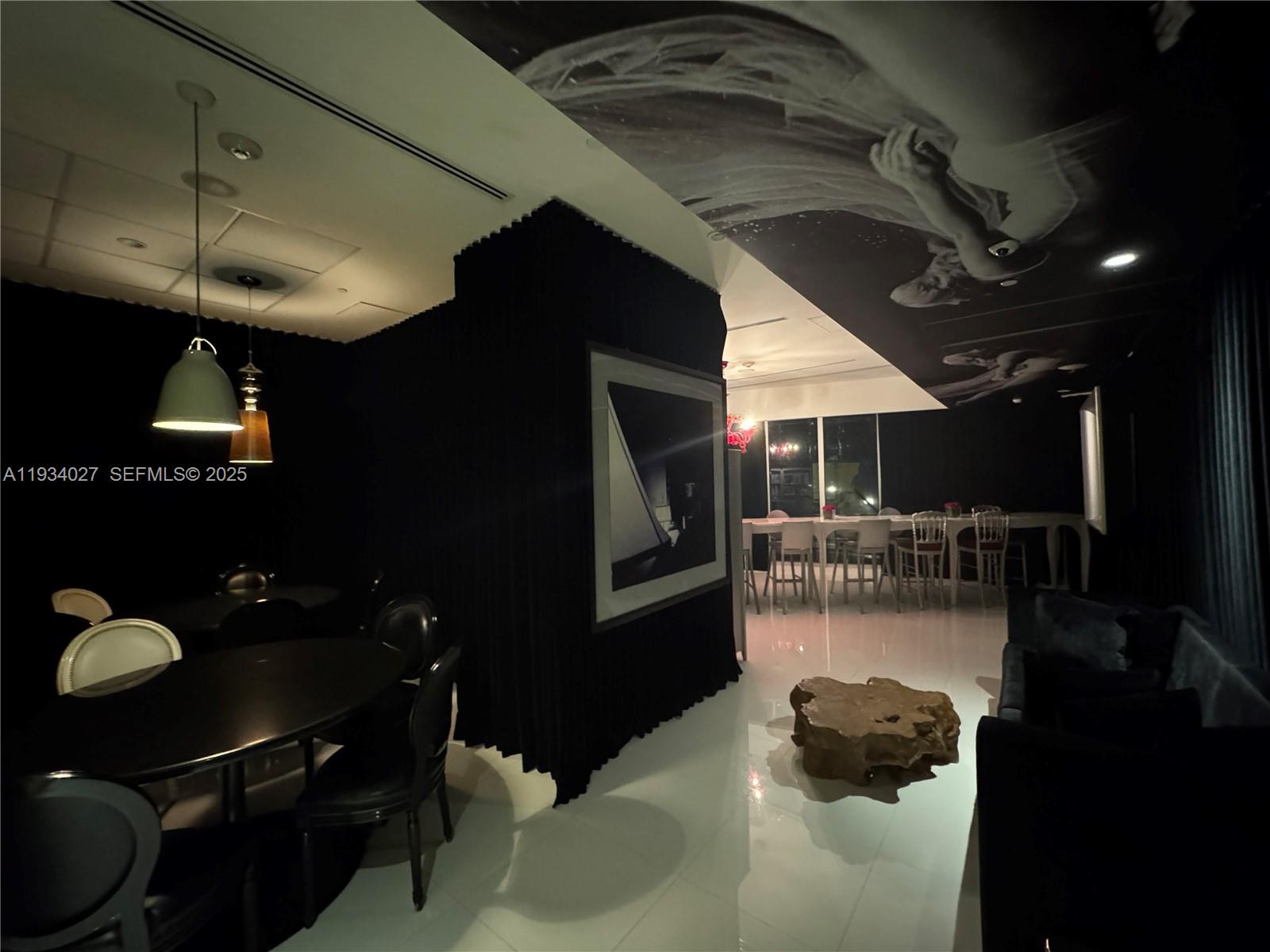 ICON BRICKELL NO TWO - Residential