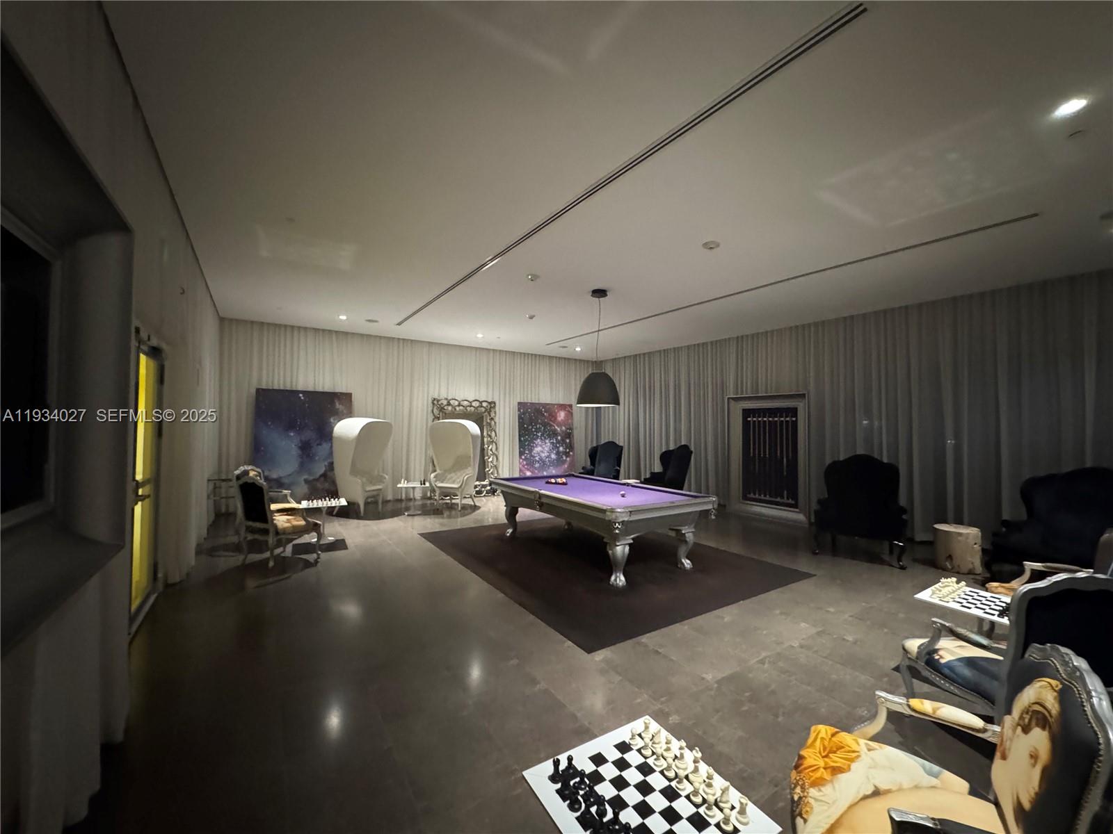 ICON BRICKELL NO TWO - Residential