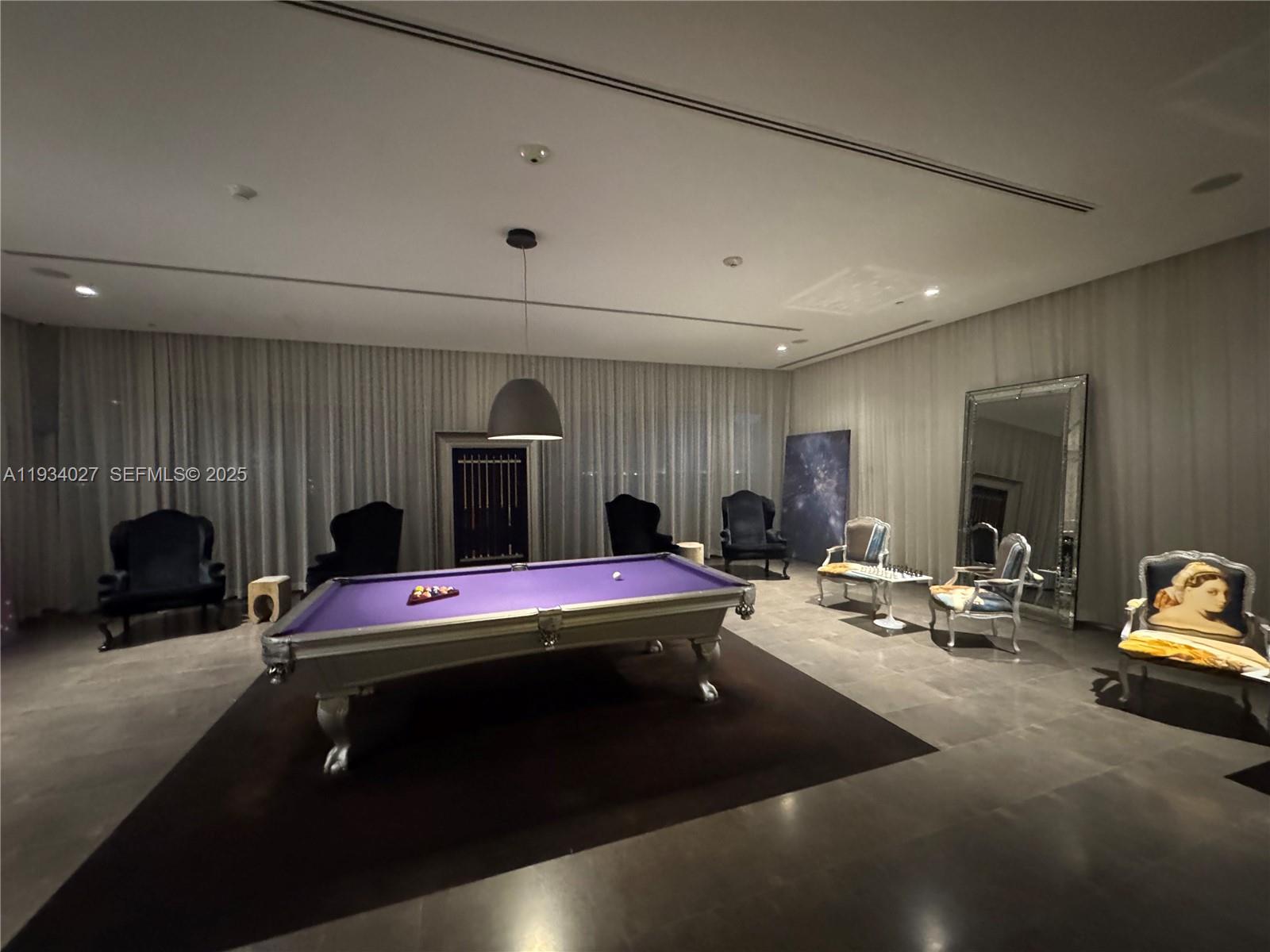 ICON BRICKELL NO TWO - Residential