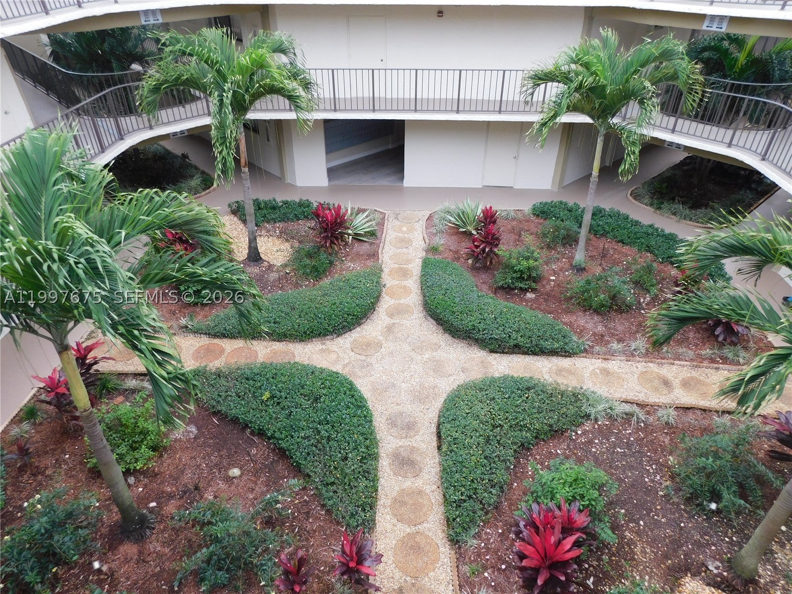 8005 SW 107th Ave 309, Miami FL 33173