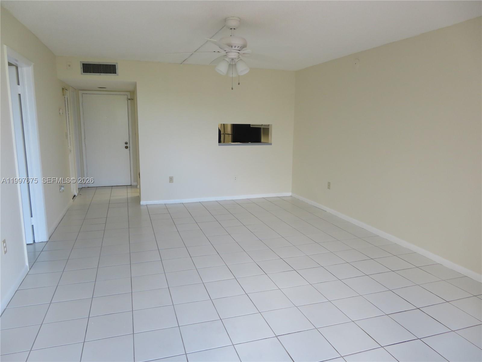 THE HORIZONS CONDO #6 - Residential