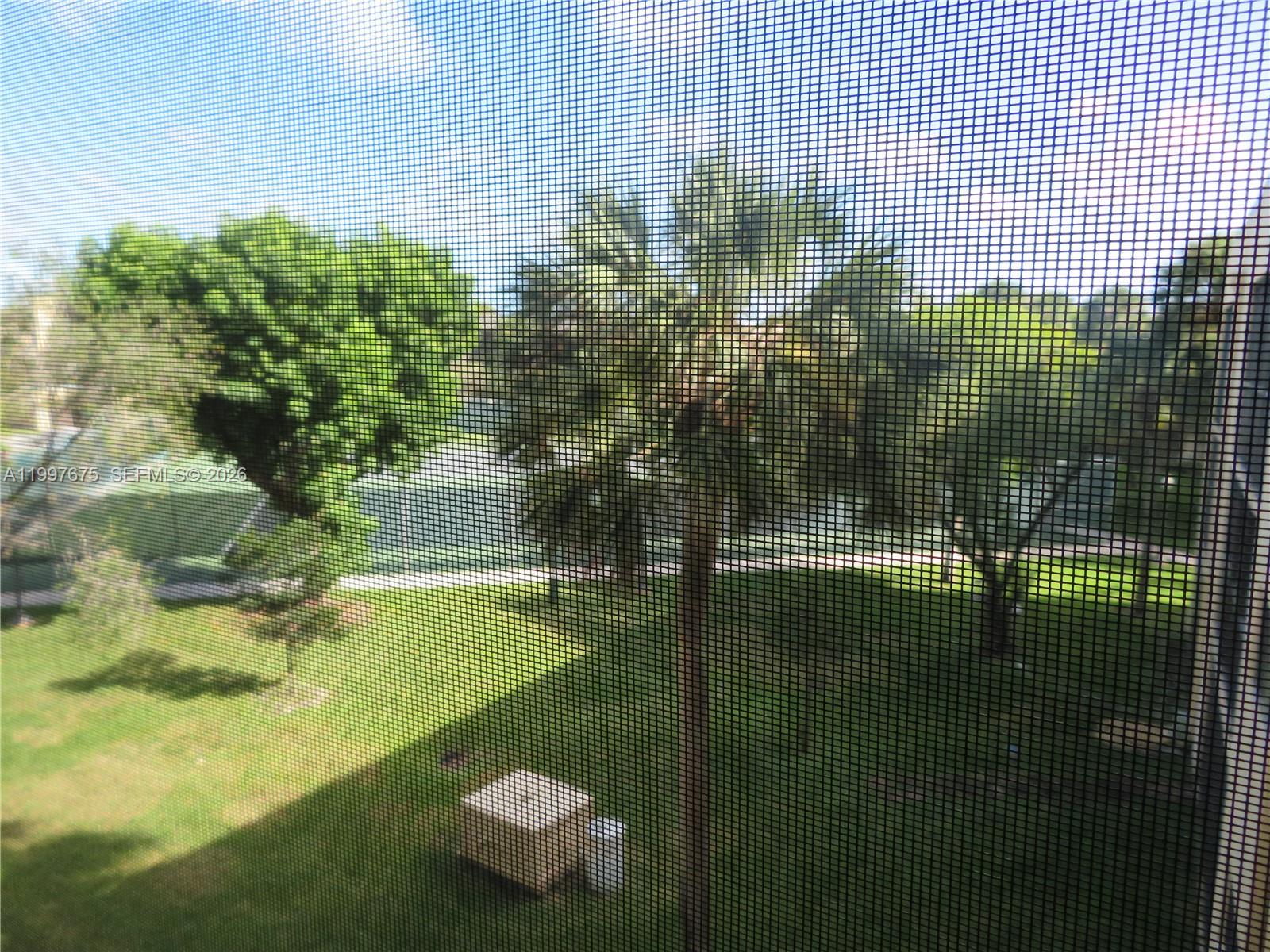 THE HORIZONS CONDO #6 - Residential