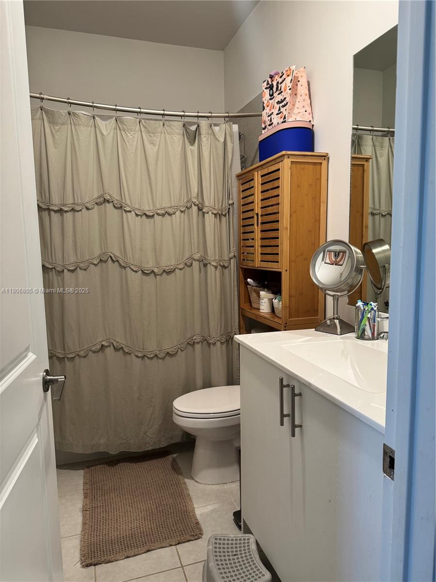 PINE ISLE - Residential