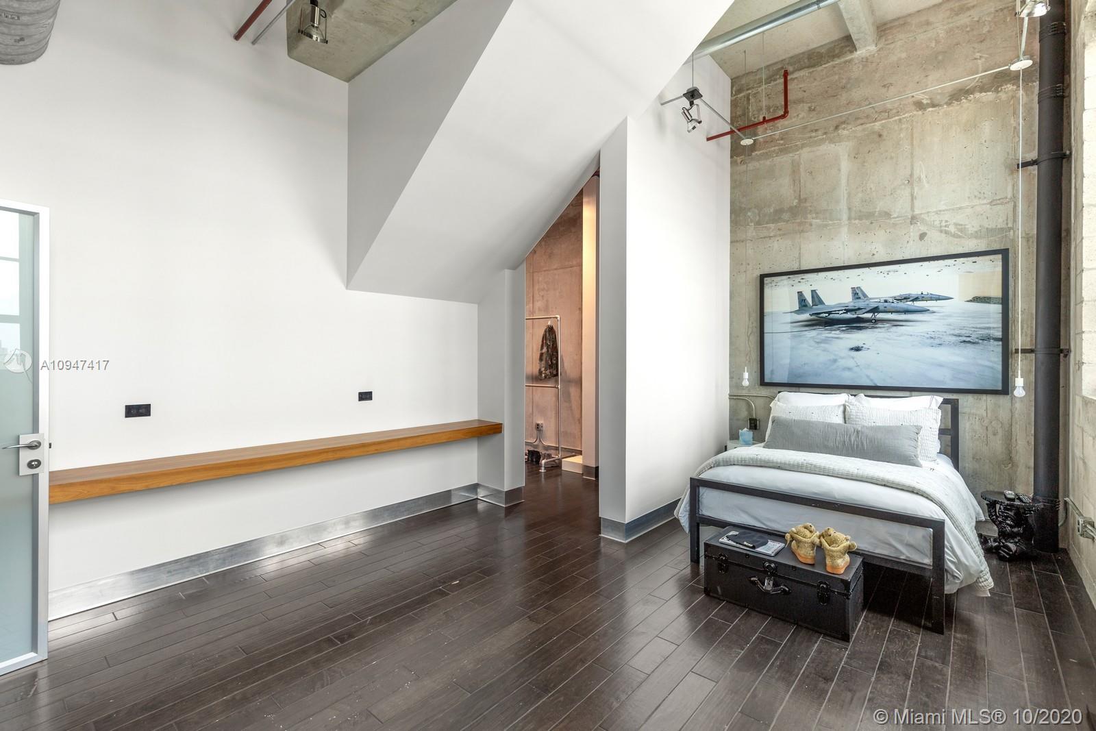 PARC LOFTS CONDO - Residential