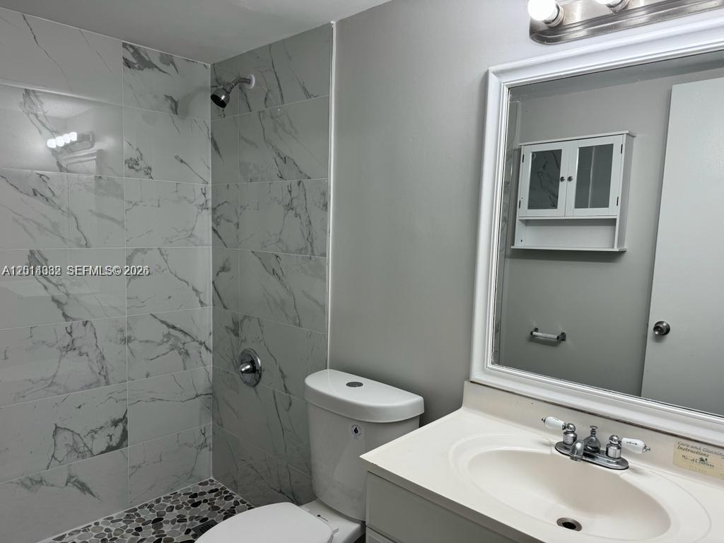 FONTAINEBLEAU GARDENS CON - Residential