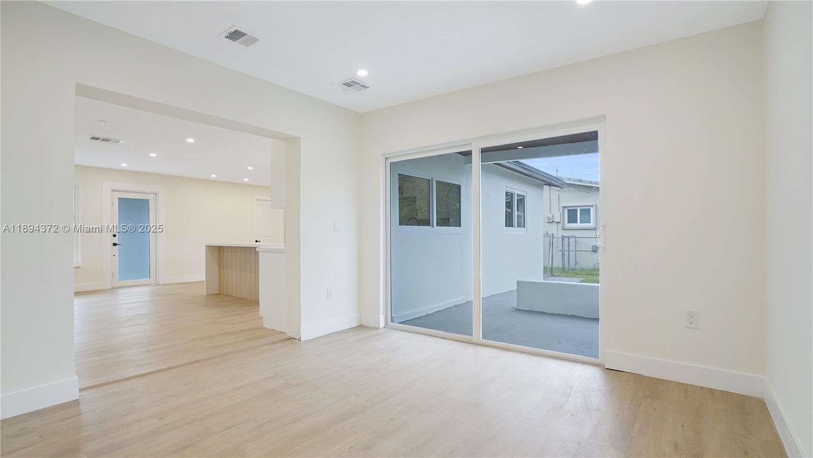 SUNRISE GOLF VILLAGE SEC - Residential