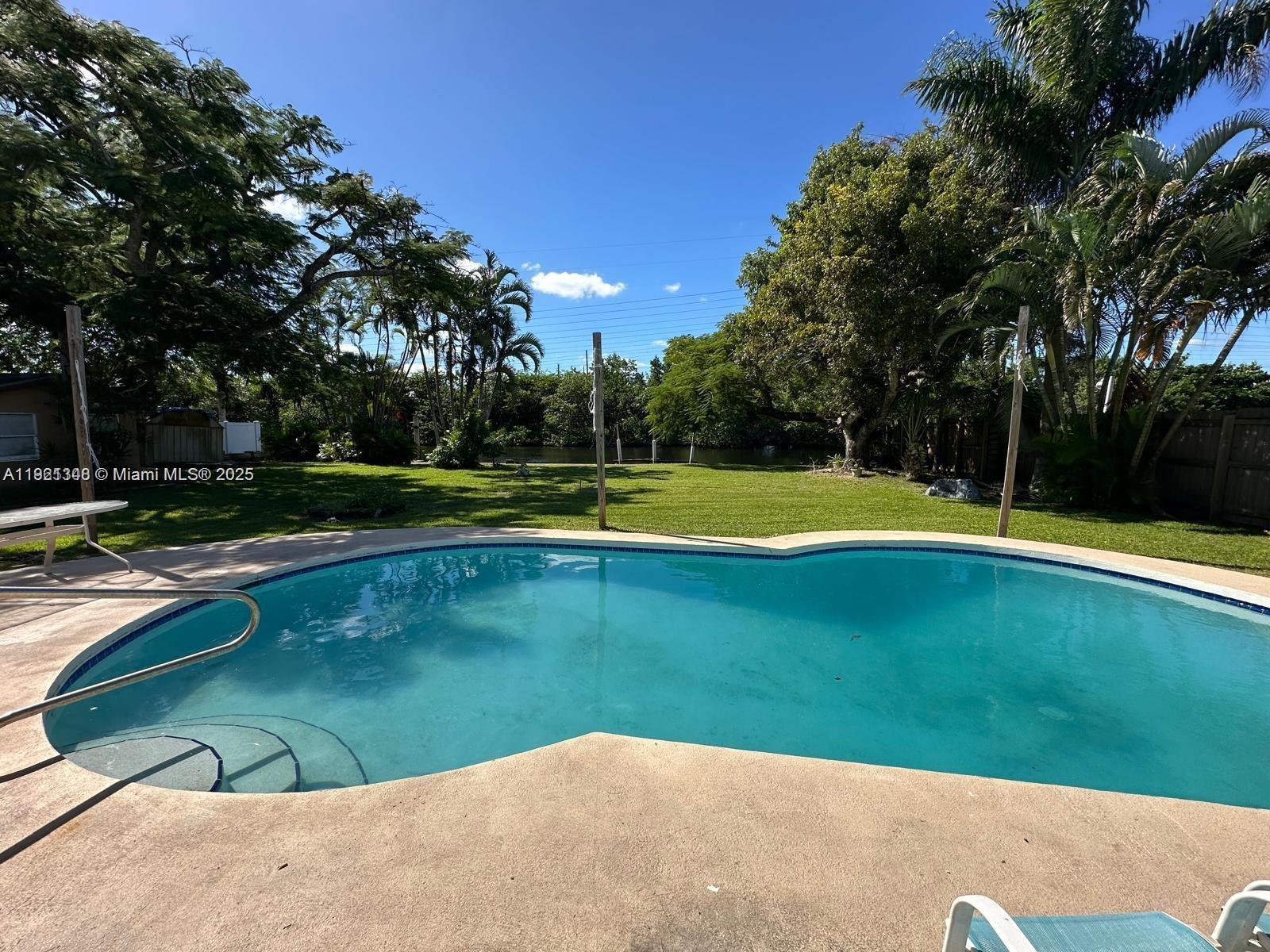 DAVIS ISLES - Residential Lease