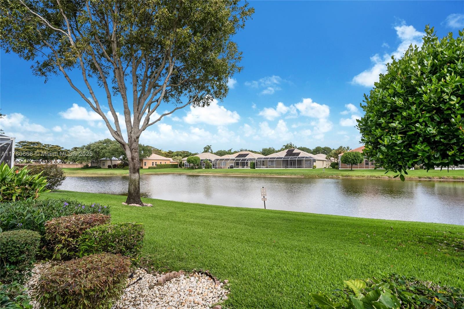HUNTINGTON WALK 2 - Residential
