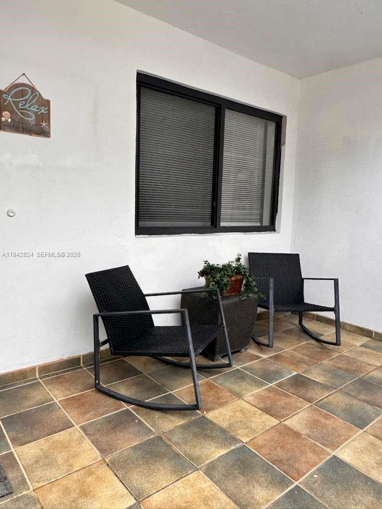 SOUTH MIAMI HGTS ADDN K - Residential Lease