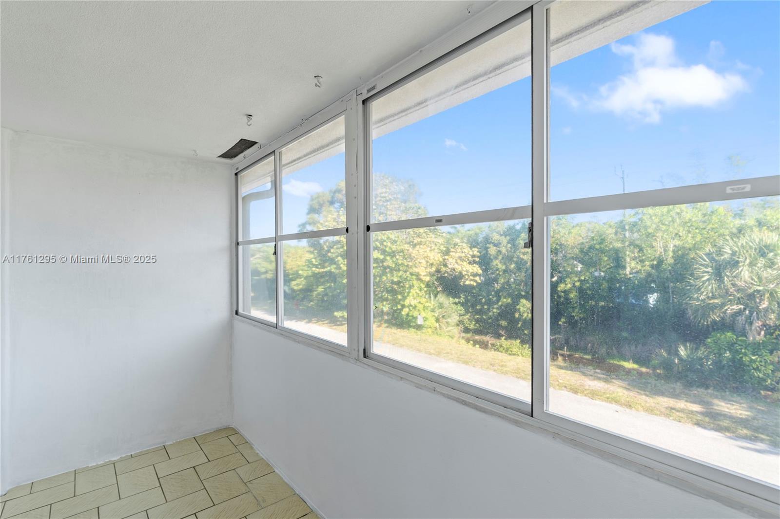 NORWICH CONDO - Residential Lease