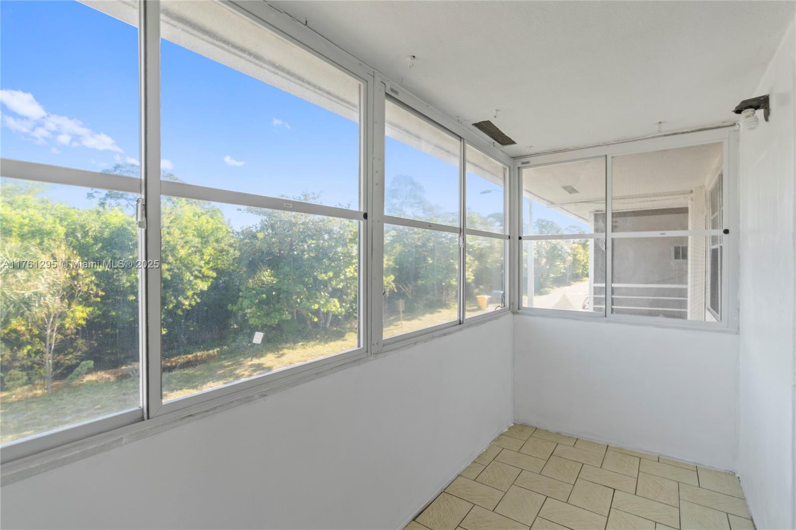 NORWICH CONDO - Residential Lease