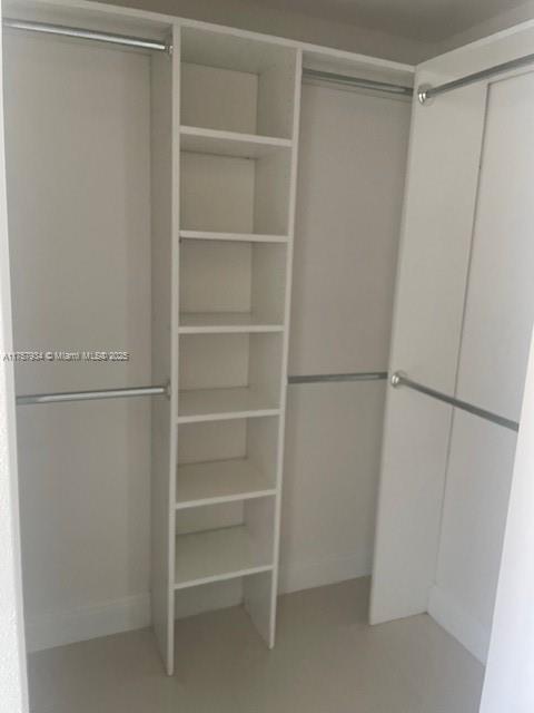 VENTURE AT AVENTURA WEST - Residential