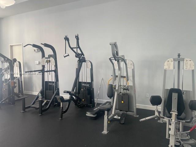 VENTURE AT AVENTURA WEST - Residential