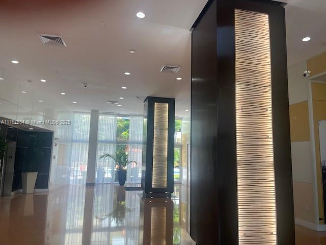 VENTURE AT AVENTURA WEST - Residential