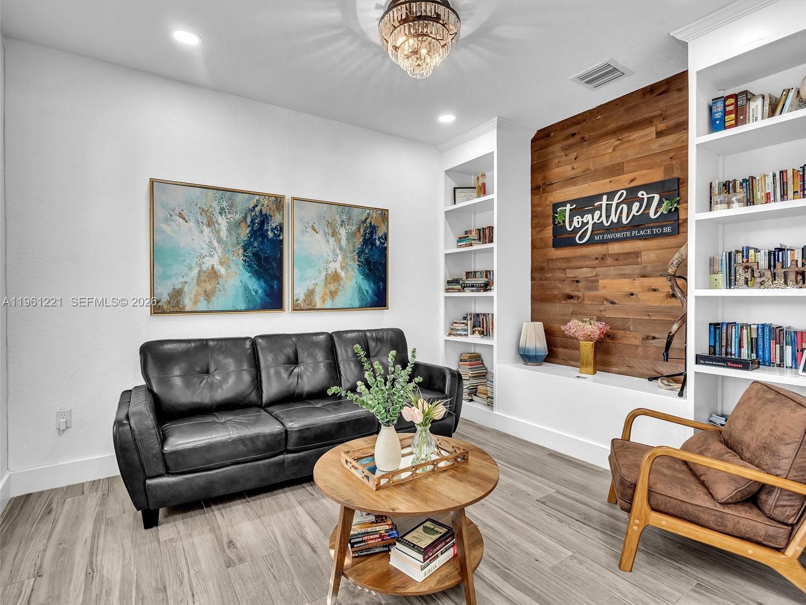 BONITA ESTATES MANSIONS S - Residential