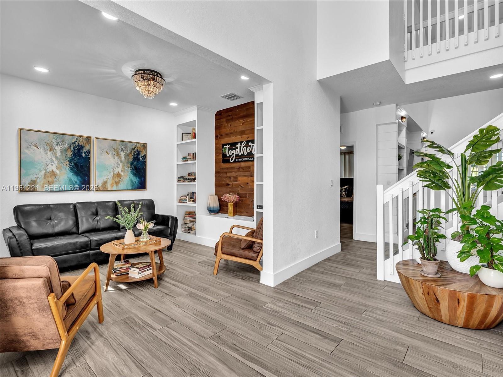 BONITA ESTATES MANSIONS S - Residential