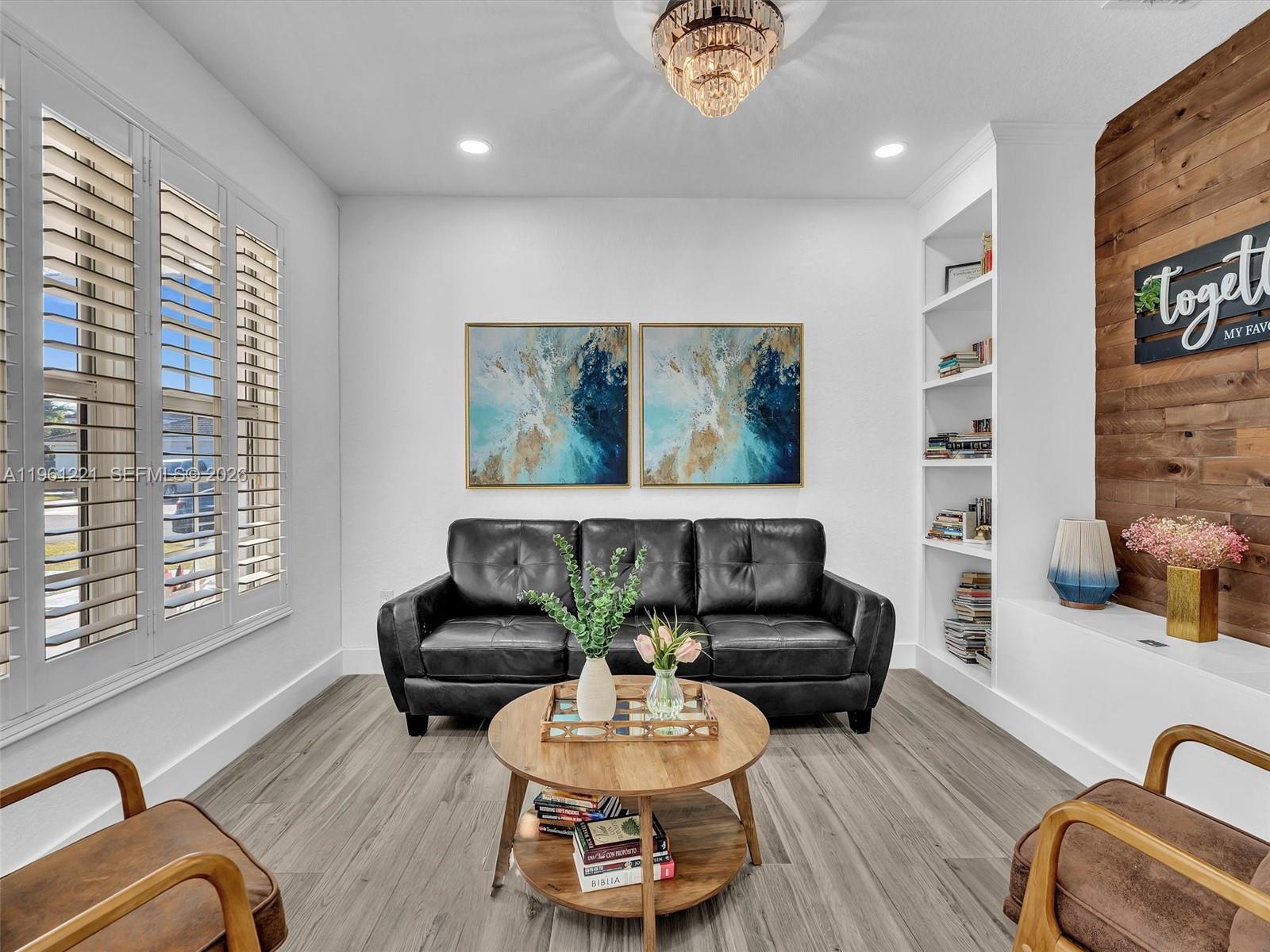 BONITA ESTATES MANSIONS S - Residential