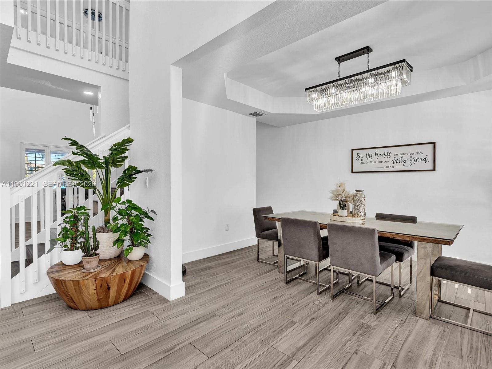 BONITA ESTATES MANSIONS S - Residential