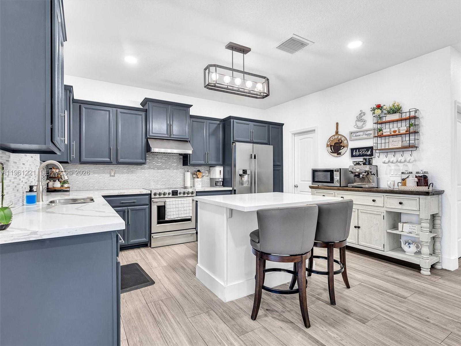 BONITA ESTATES MANSIONS S - Residential