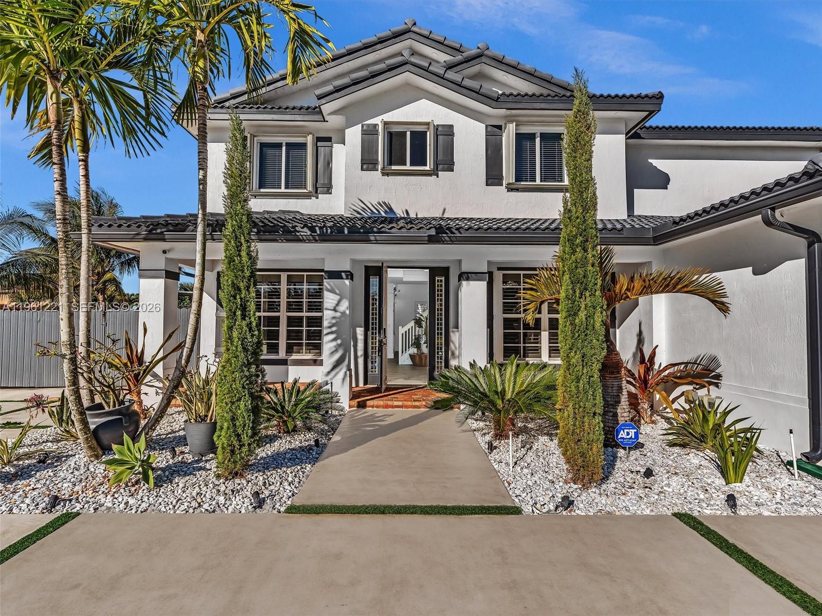 BONITA ESTATES MANSIONS S - Residential