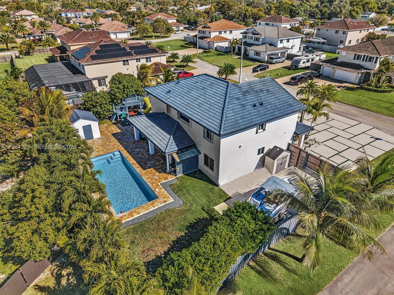 BONITA ESTATES MANSIONS S - Residential