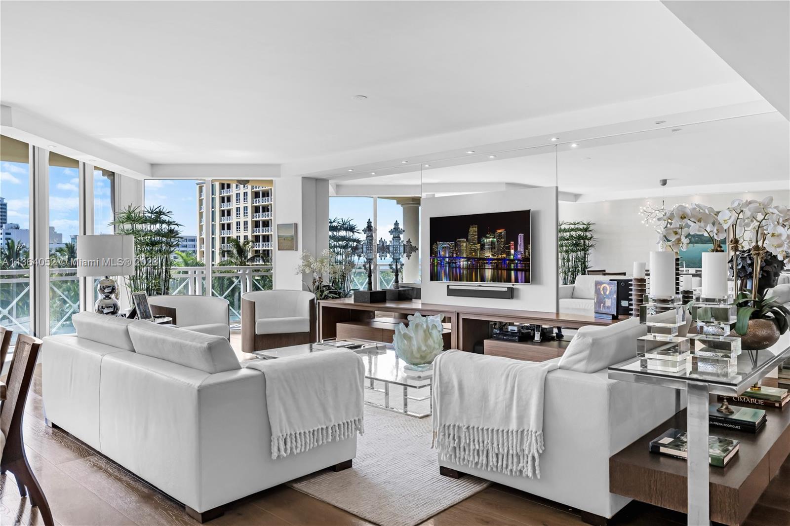 GRAND BAY TOWER CONDO - Residential