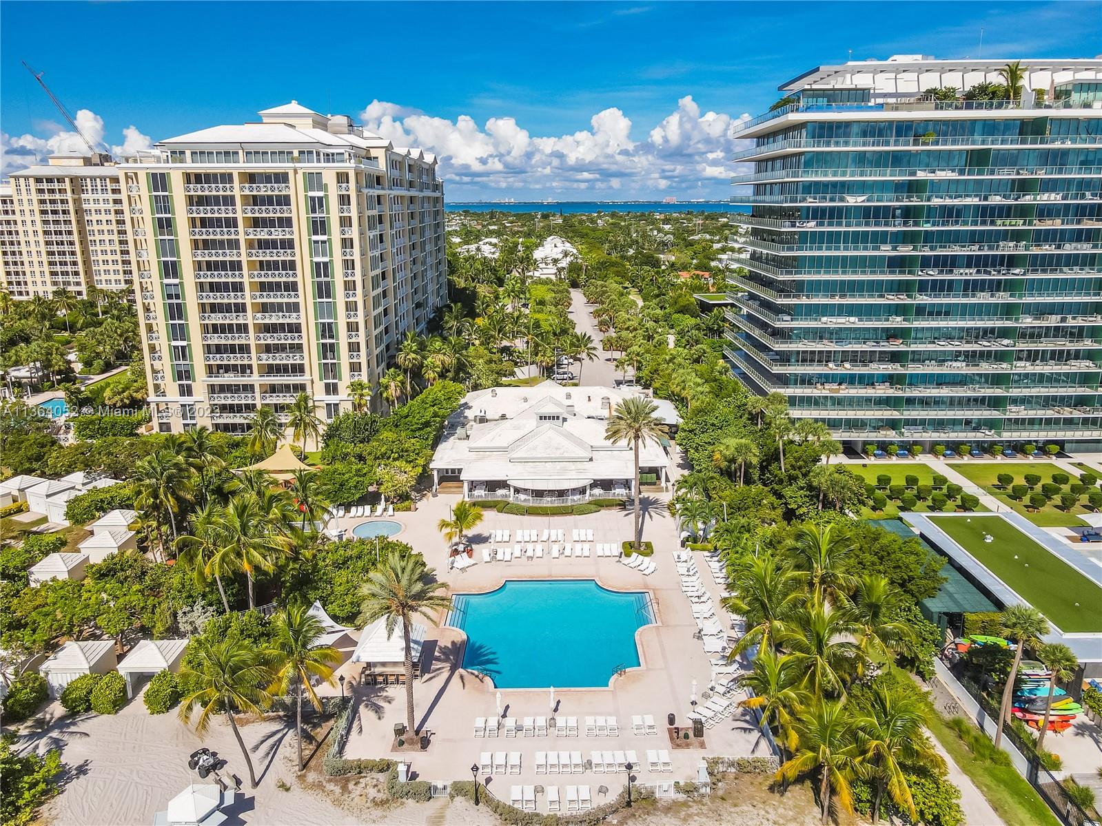 GRAND BAY TOWER CONDO - Residential
