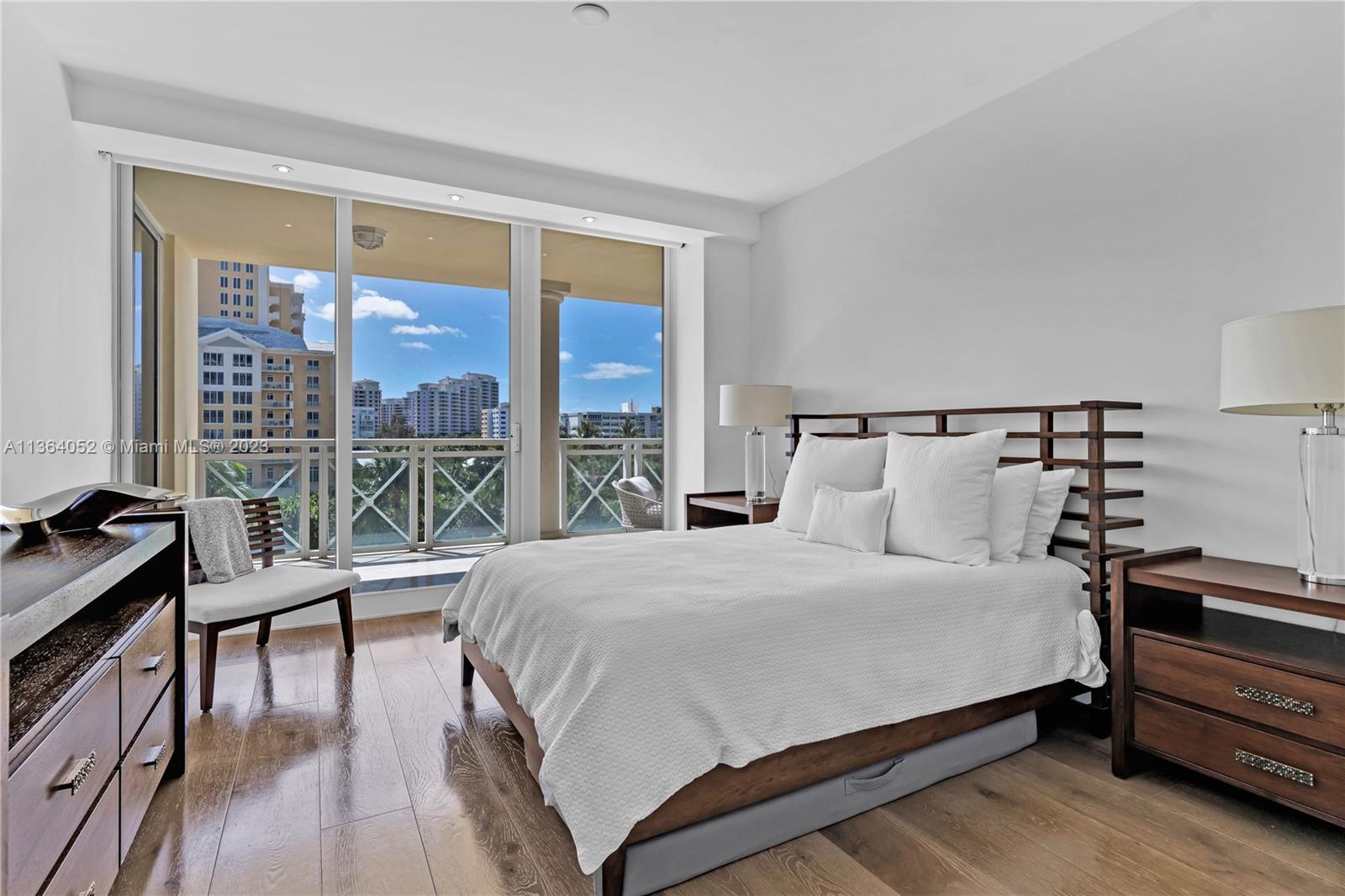 GRAND BAY TOWER CONDO - Residential