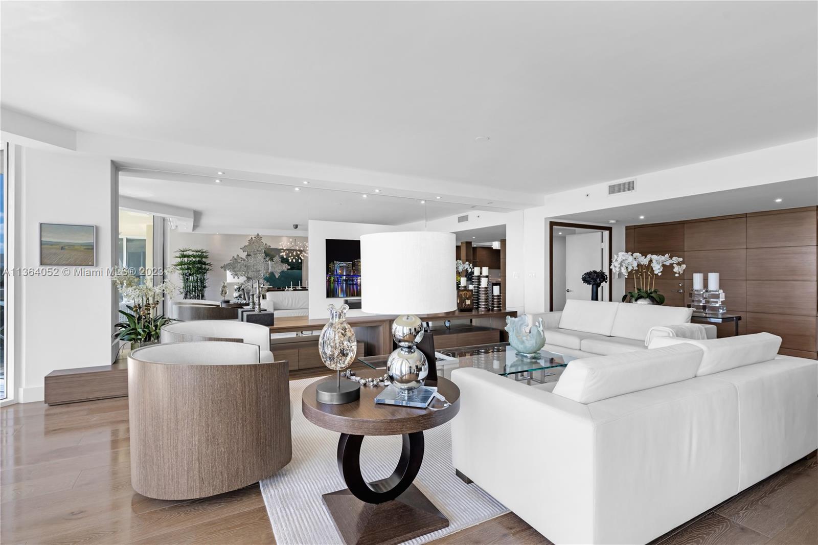 GRAND BAY TOWER CONDO - Residential