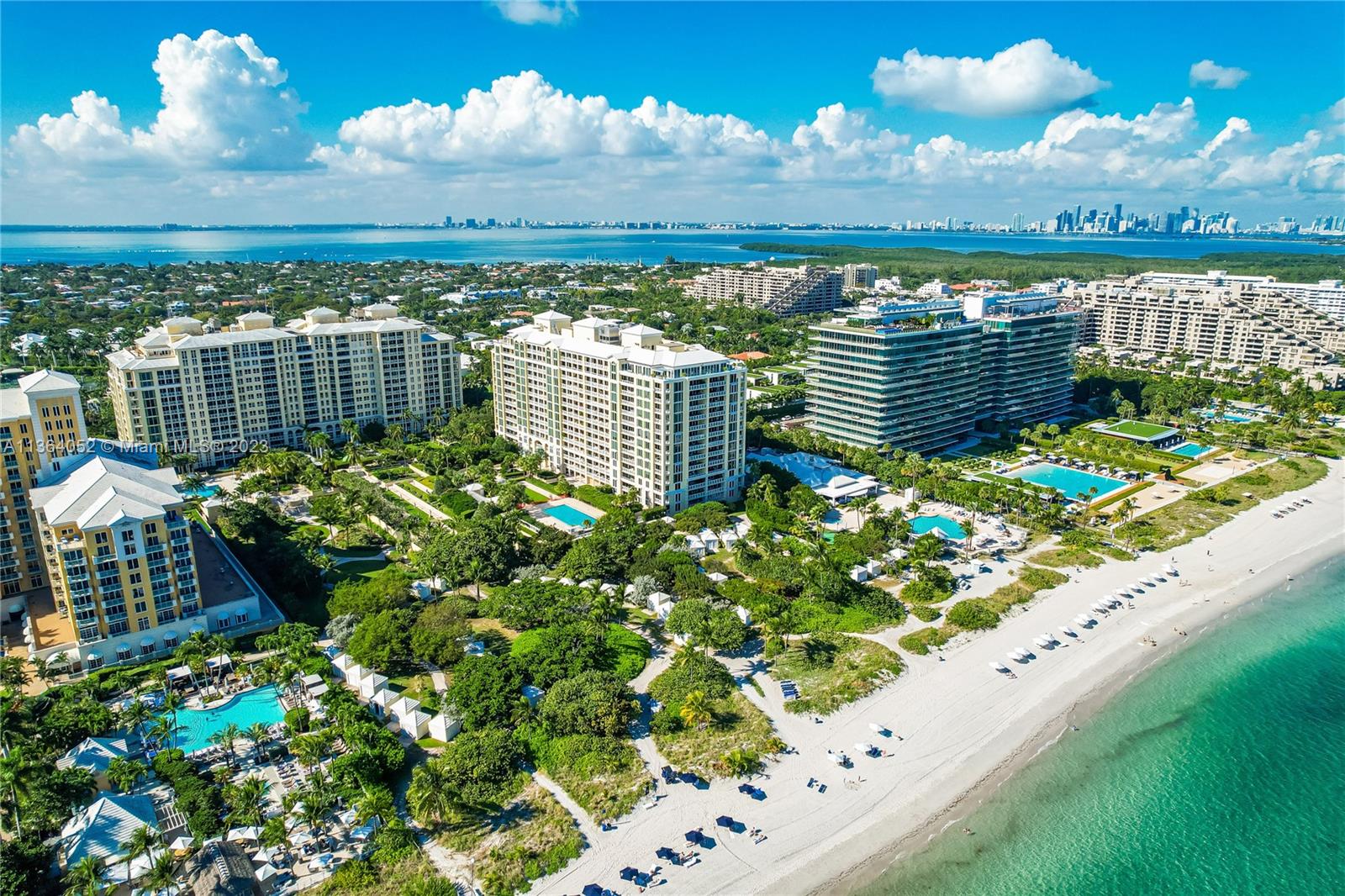 GRAND BAY TOWER CONDO - Residential