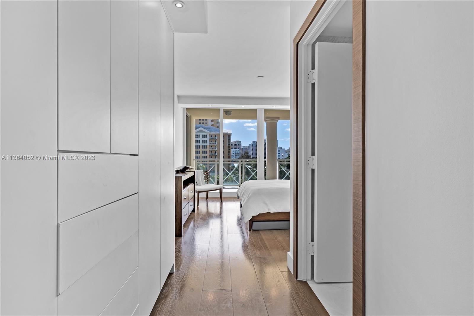 GRAND BAY TOWER CONDO - Residential