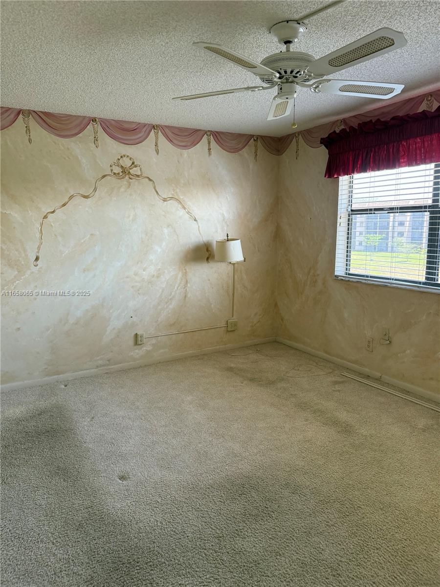 SUNRISE LAKES 219 CONDO - Residential