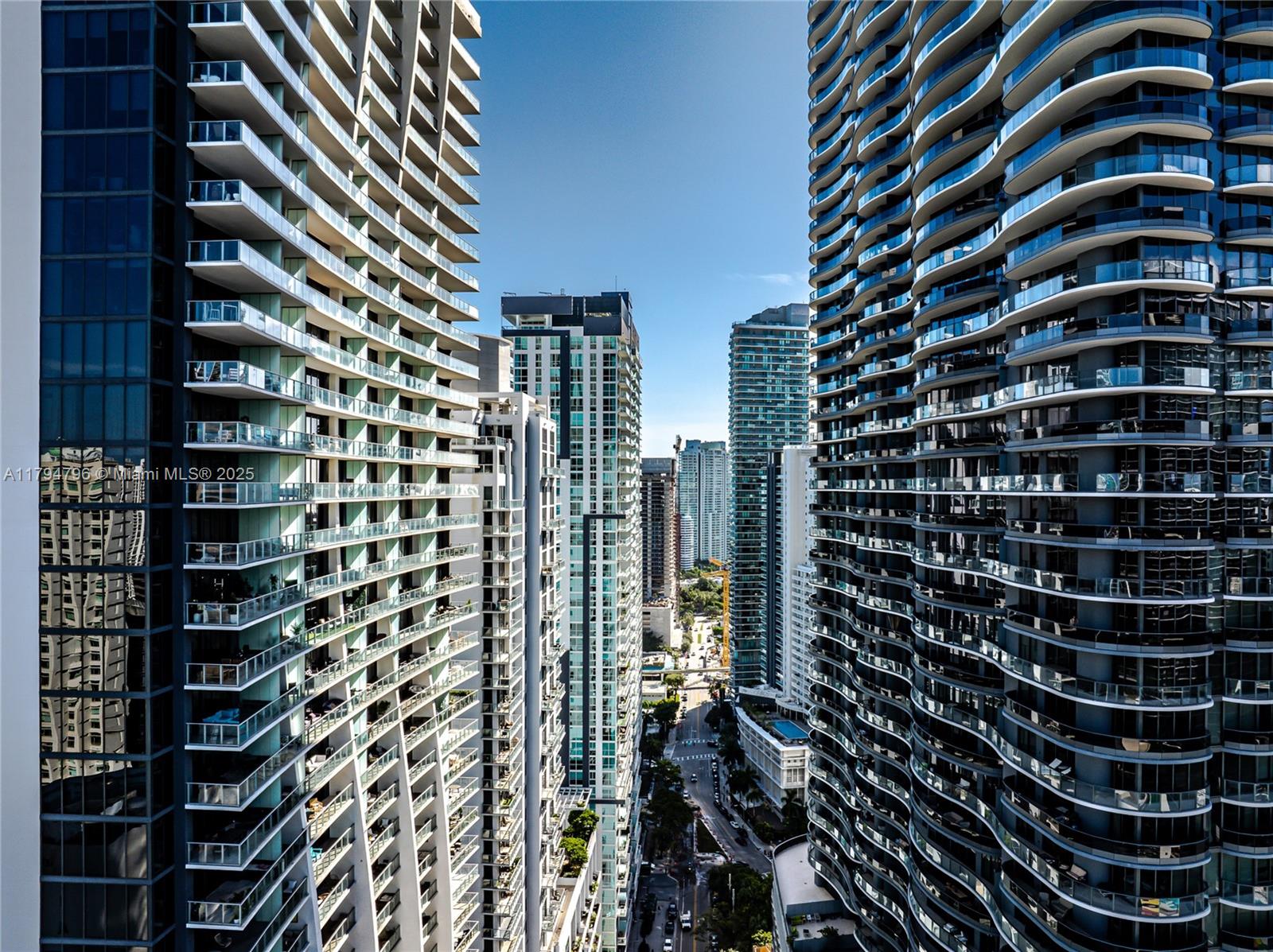 1010 BRICKELL CONDO - Residential