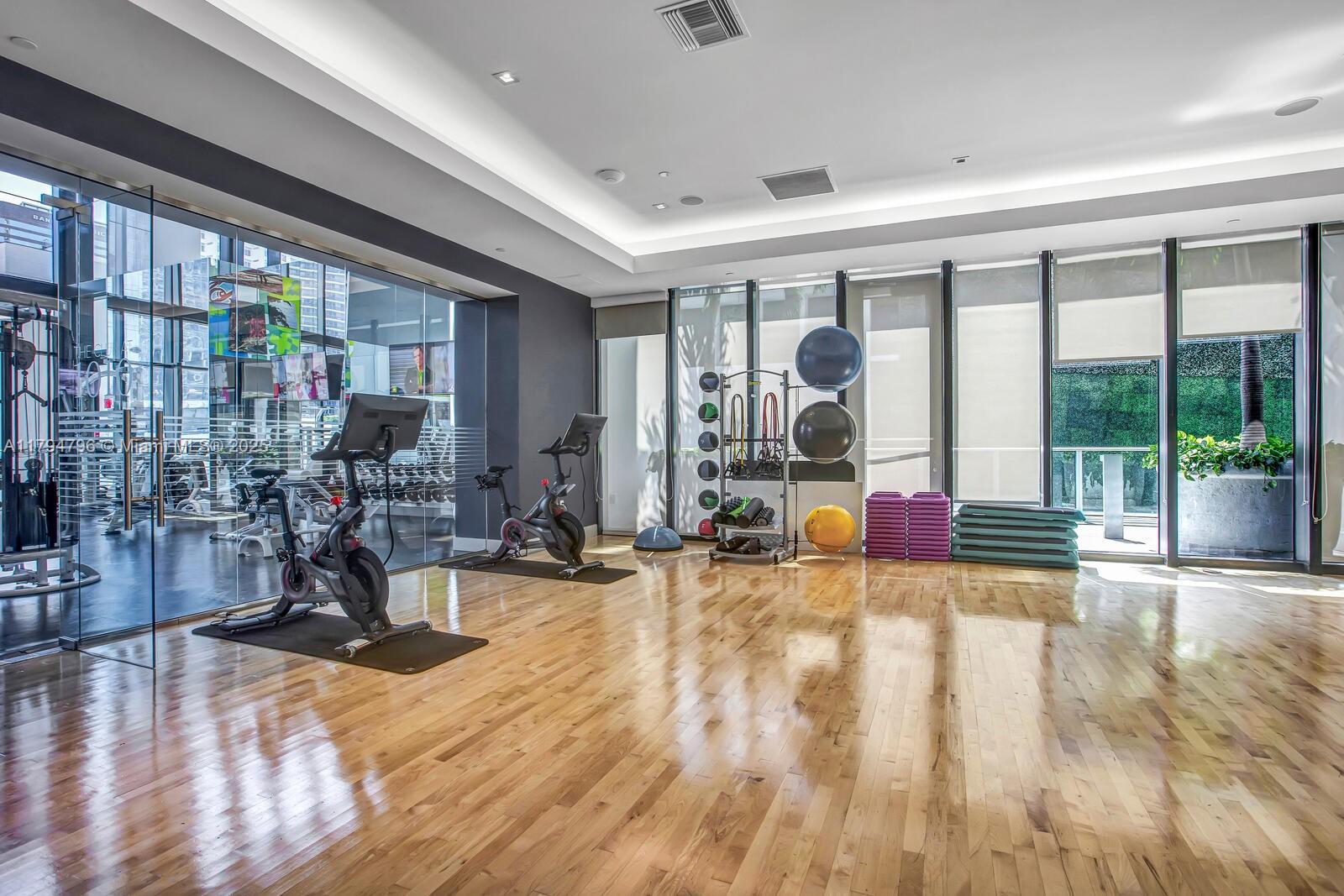 1010 BRICKELL CONDO - Residential