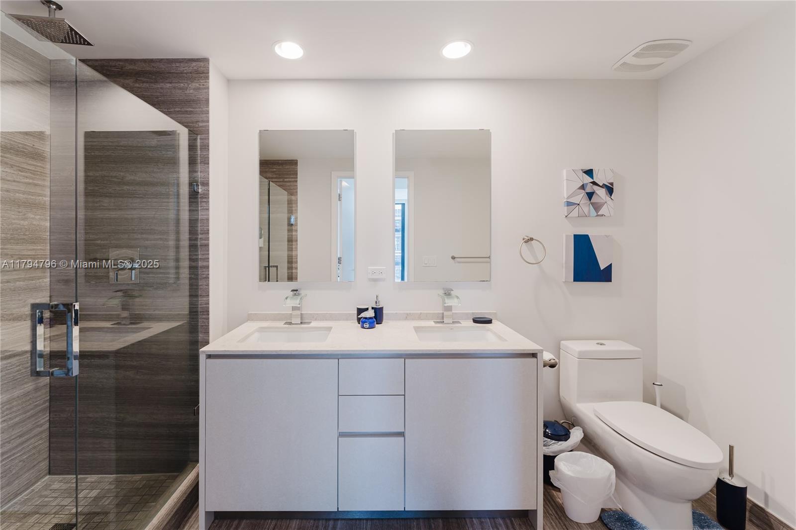 1010 BRICKELL CONDO - Residential