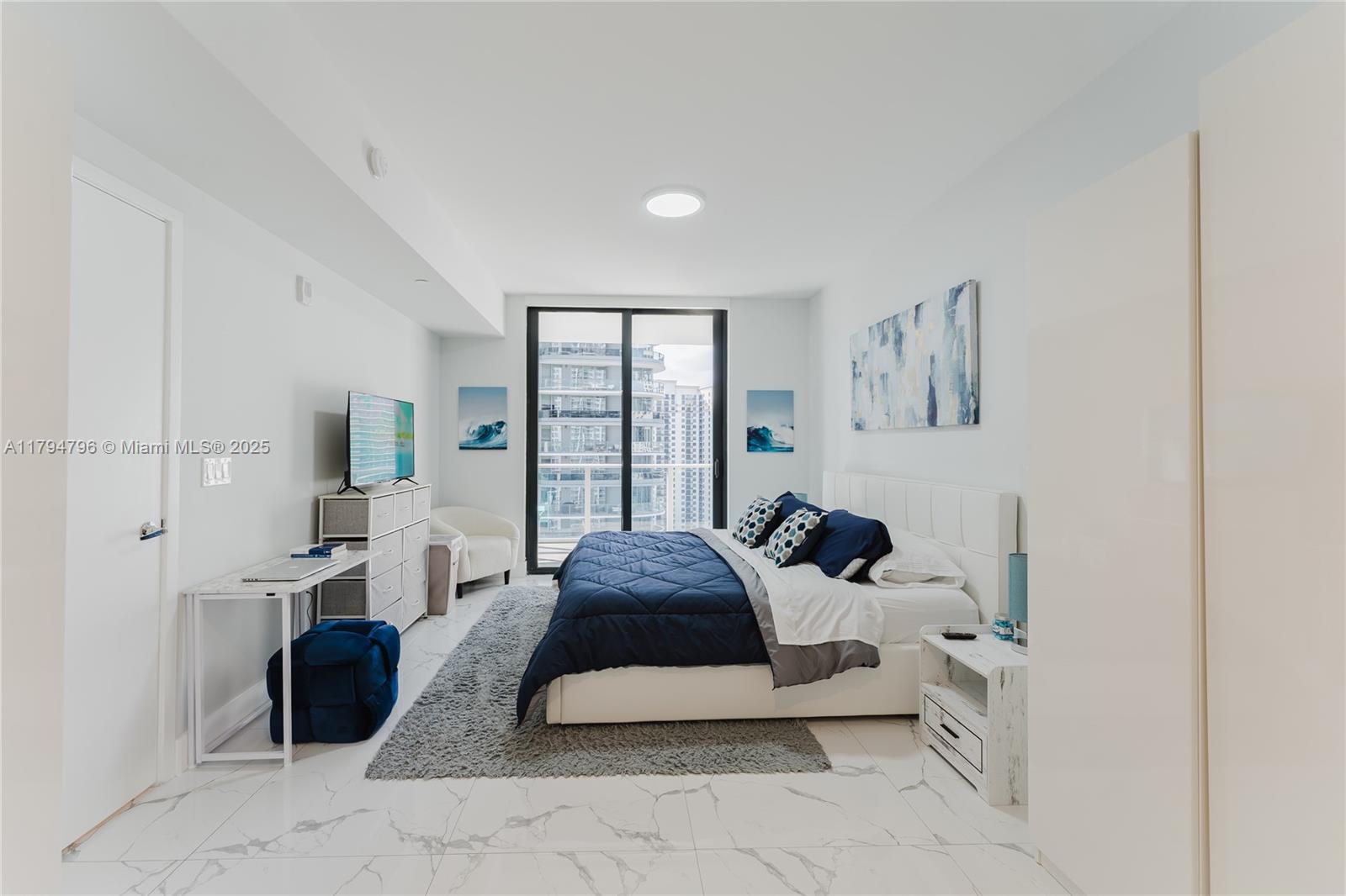 1010 BRICKELL CONDO - Residential