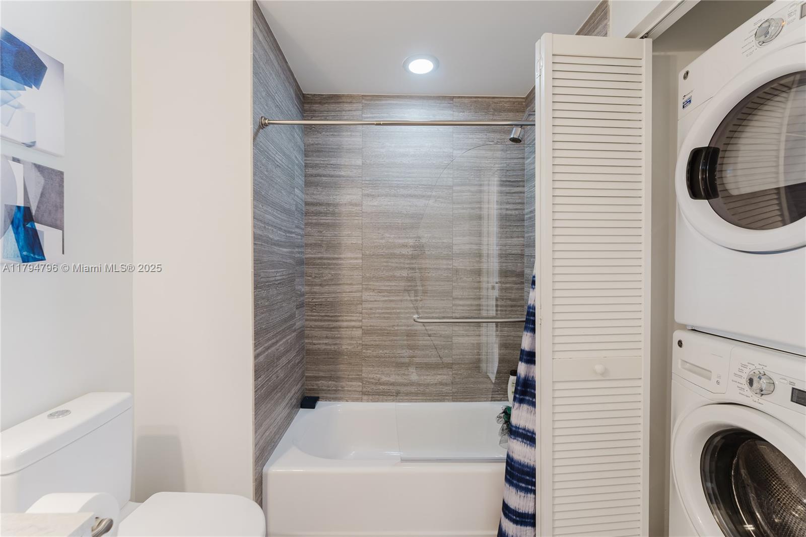 1010 BRICKELL CONDO - Residential