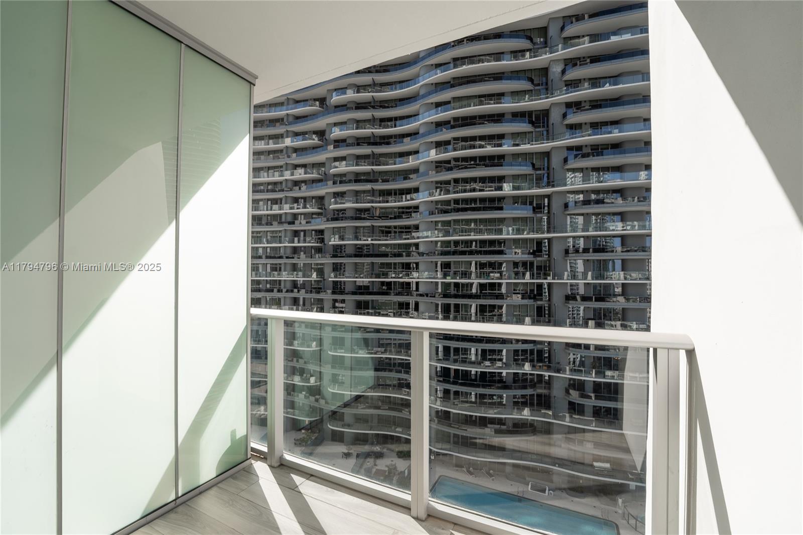 1010 BRICKELL CONDO - Residential