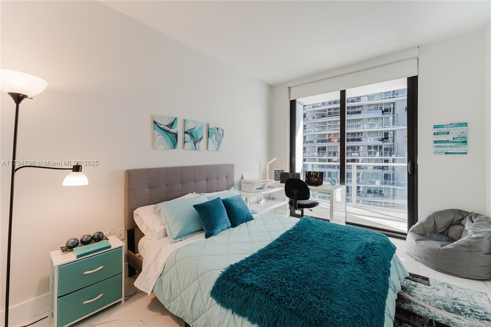 1010 BRICKELL CONDO - Residential