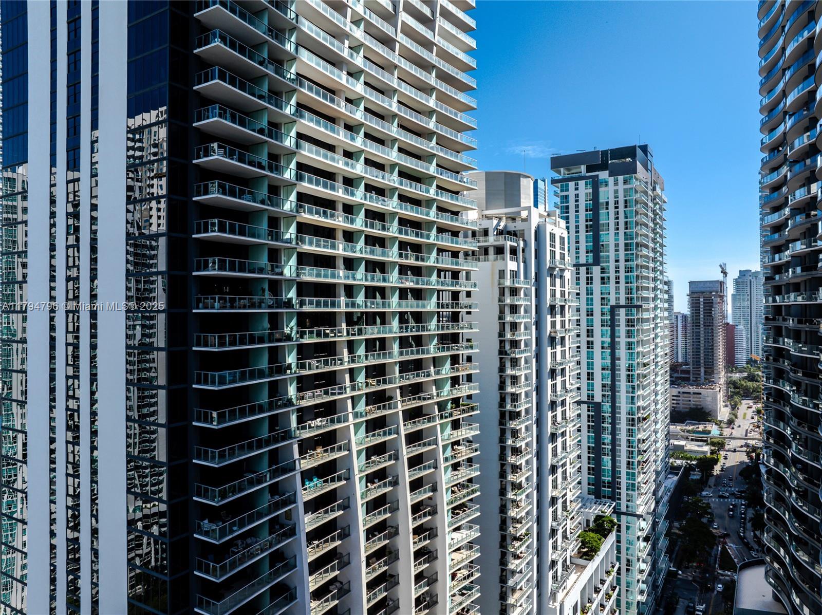 1010 BRICKELL CONDO - Residential