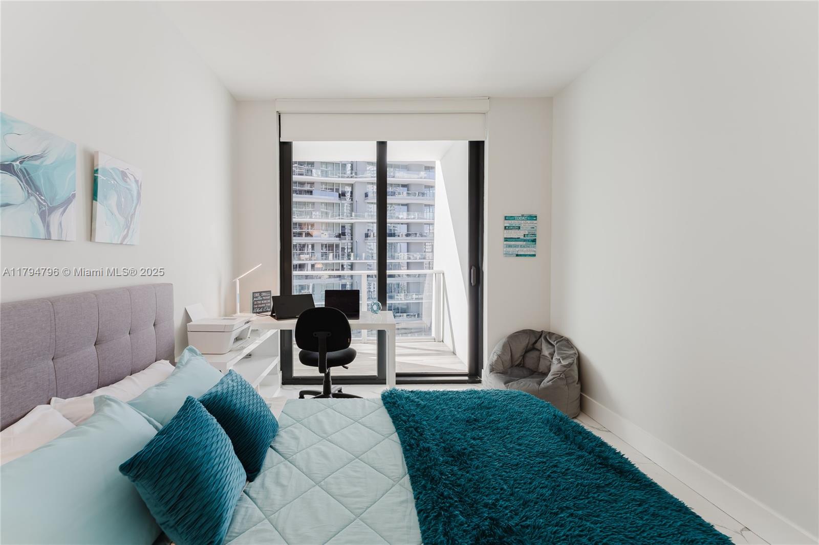 1010 BRICKELL CONDO - Residential