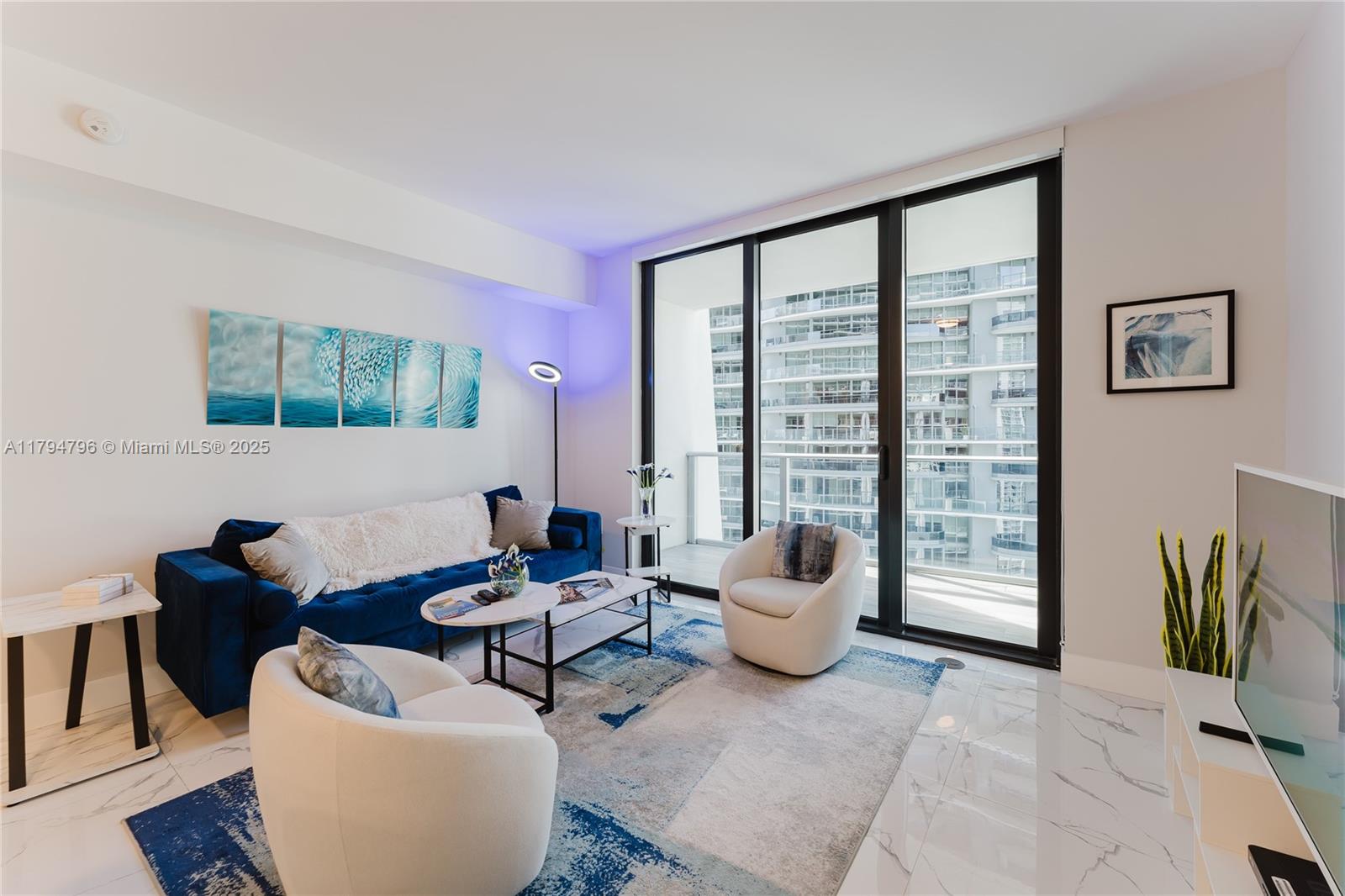1010 Brickell Ave 2709